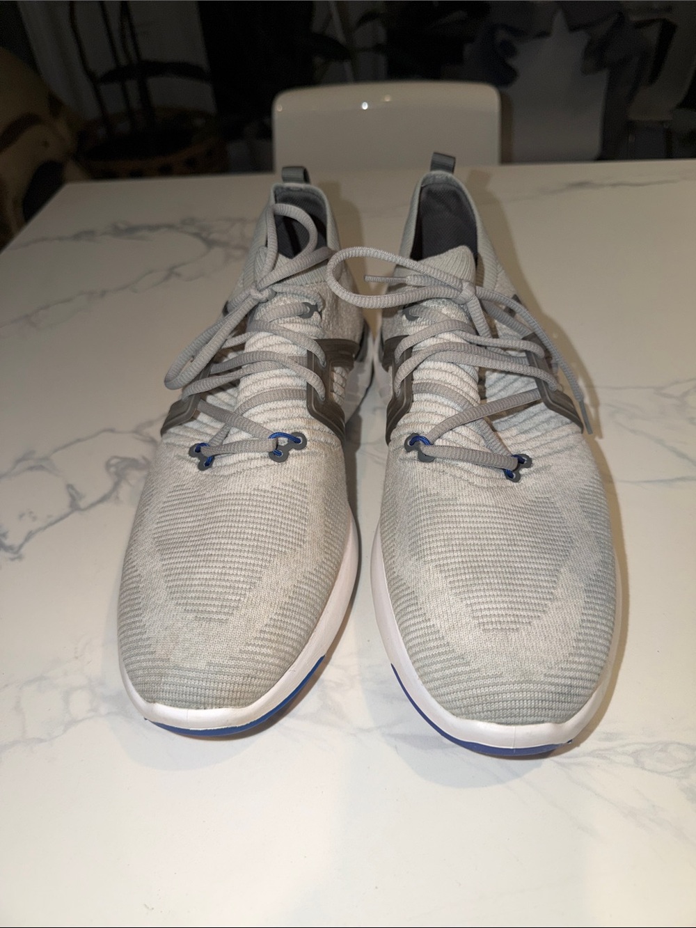 Men's Athletic Knit Sneakers in Light Gray